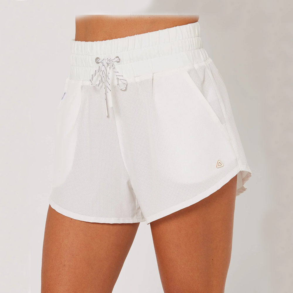Follow Maven Short Cream