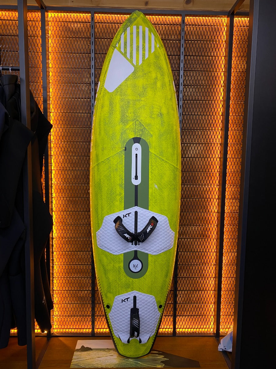 2021 Quatro Cube Pro 106L Windsurf Board | USED