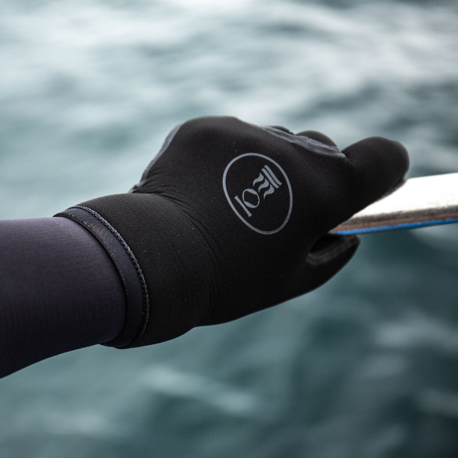Fourth Element 5mm Hood & Glove Package
