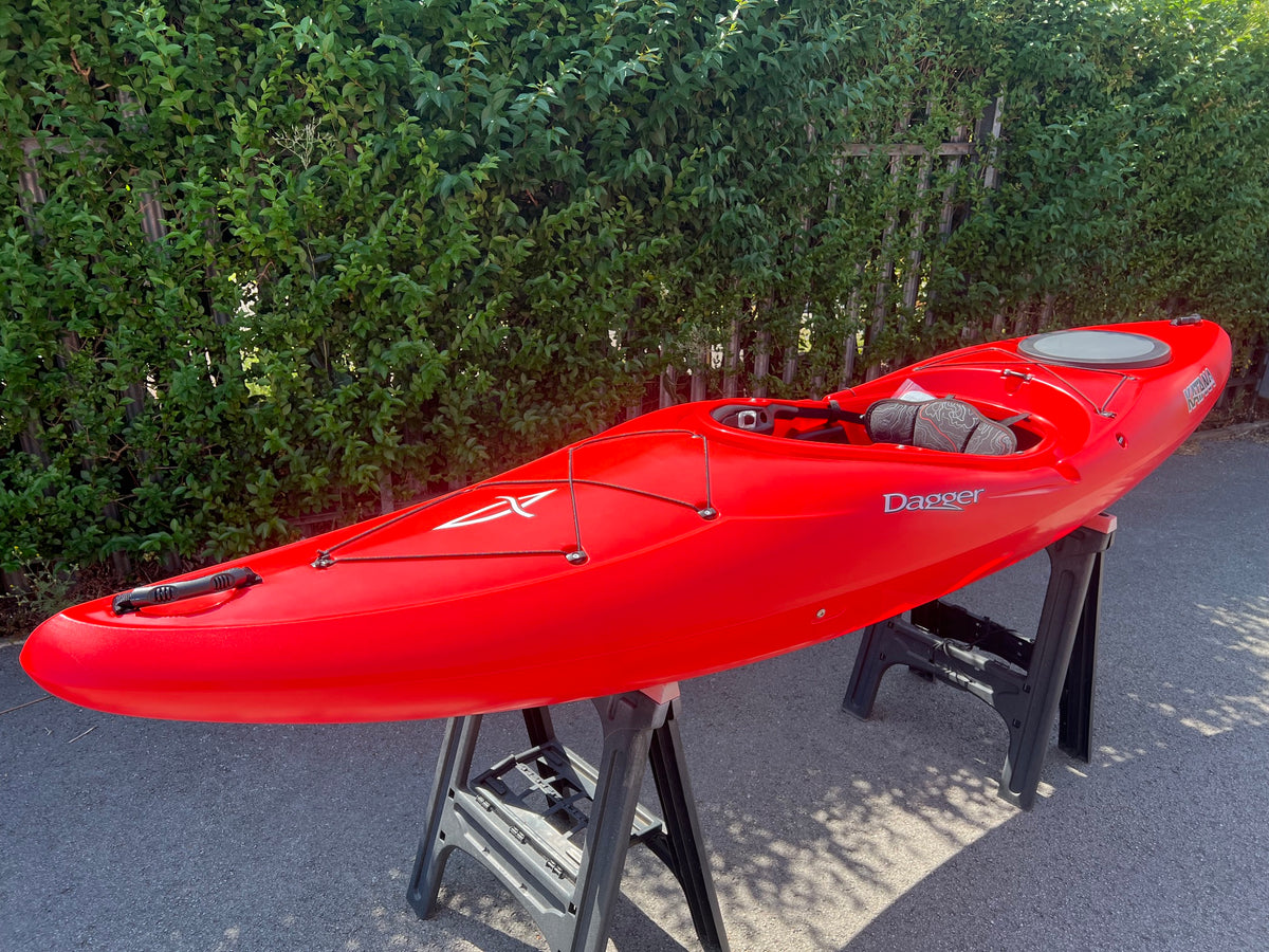 Dagger Katana Action Crossover Kayak 10.4 Red | Factory Blemish