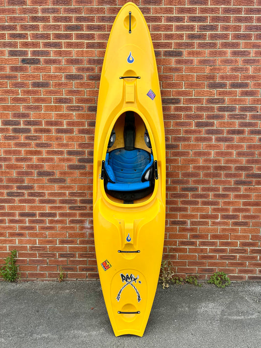 Liquidlogic RMX Kayak 96 (Large) Yellow | Preowned