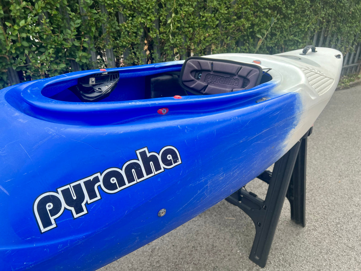Pyranha Inazone Kayak 242 (M/L) Blue/White | Preowned